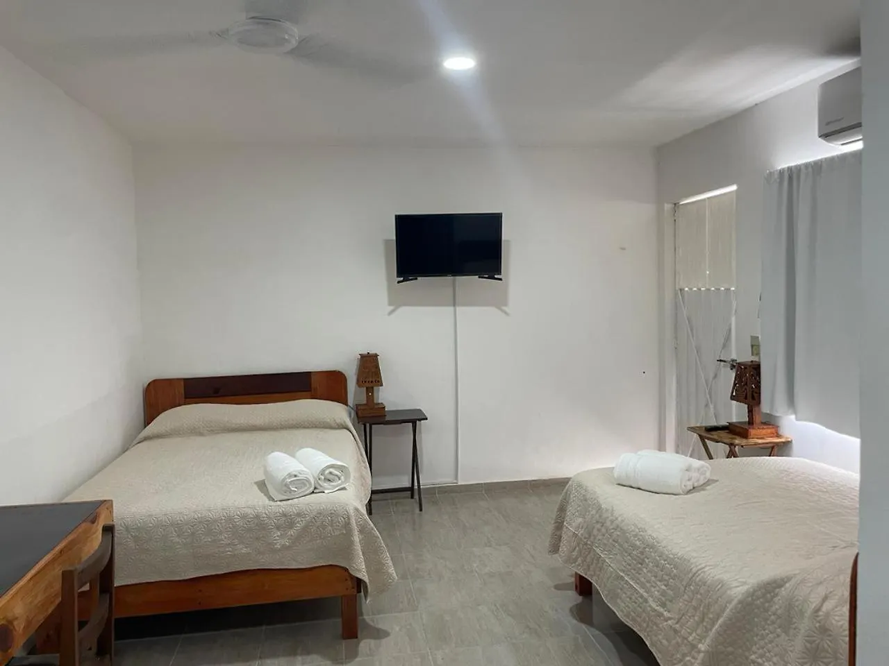 Amplia Casa Colonial En Cancun